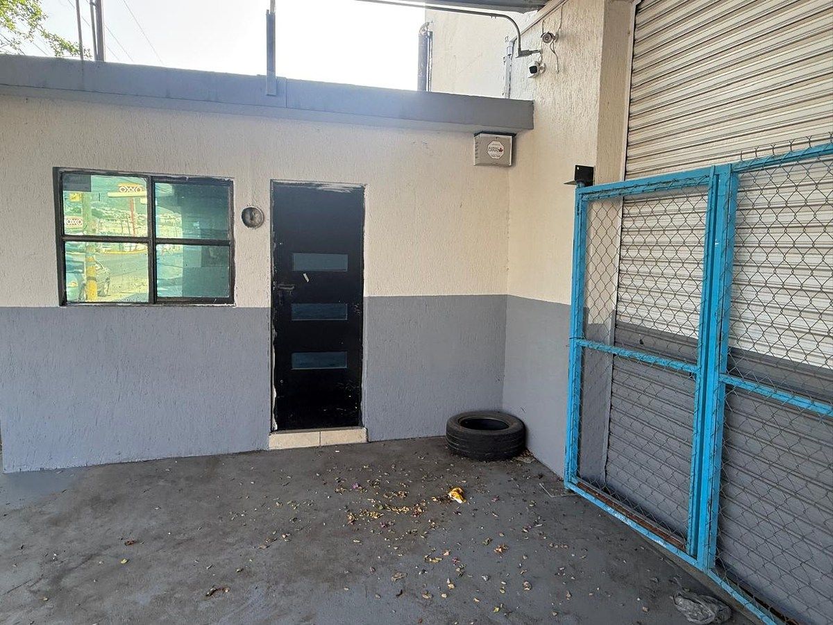 Commercial Storage Unit in San Jorge, Monterrey, photo 2 of 5