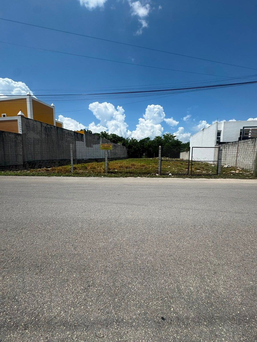 Terreno en Montebello con permisos de construcción vigentes listo para edificio, foto 1 de 8