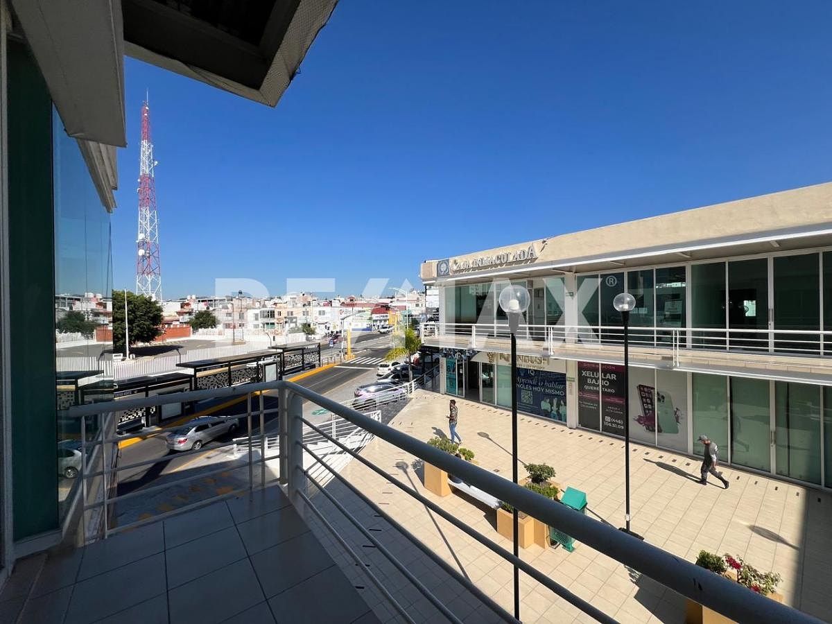 Local comercial en Desarrollo San Pablo, Querétaro, foto 12 de 16