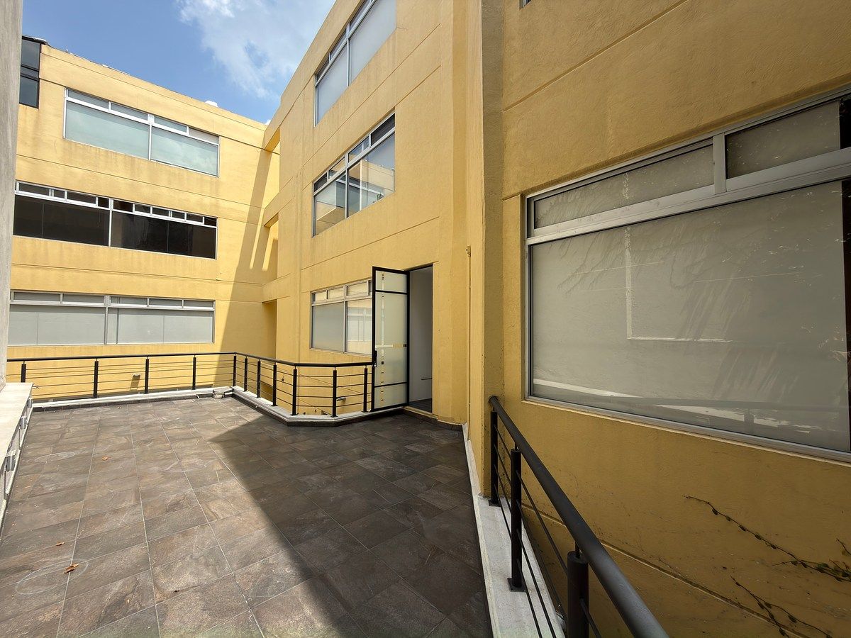 TERRAZA, foto 1 de 15