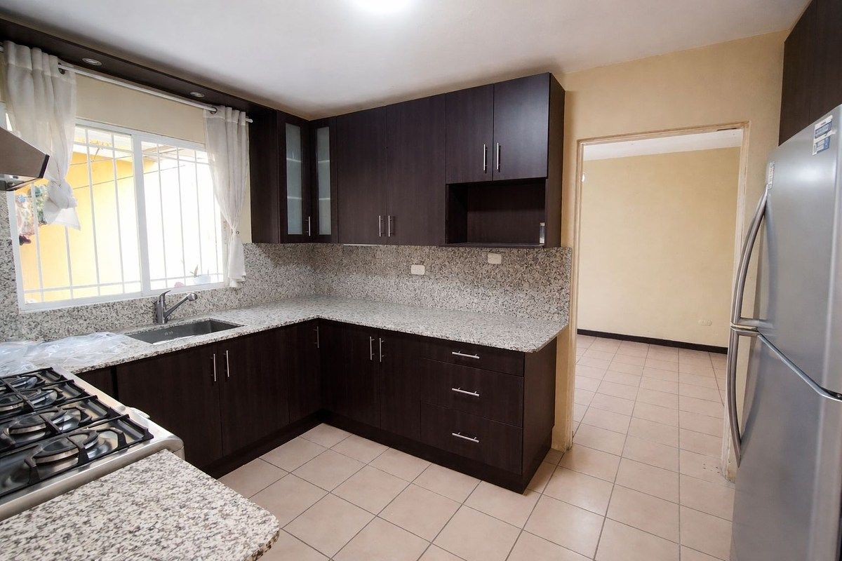 Casa en Condominio en Zona 12, Guatemala, foto 3 de 6