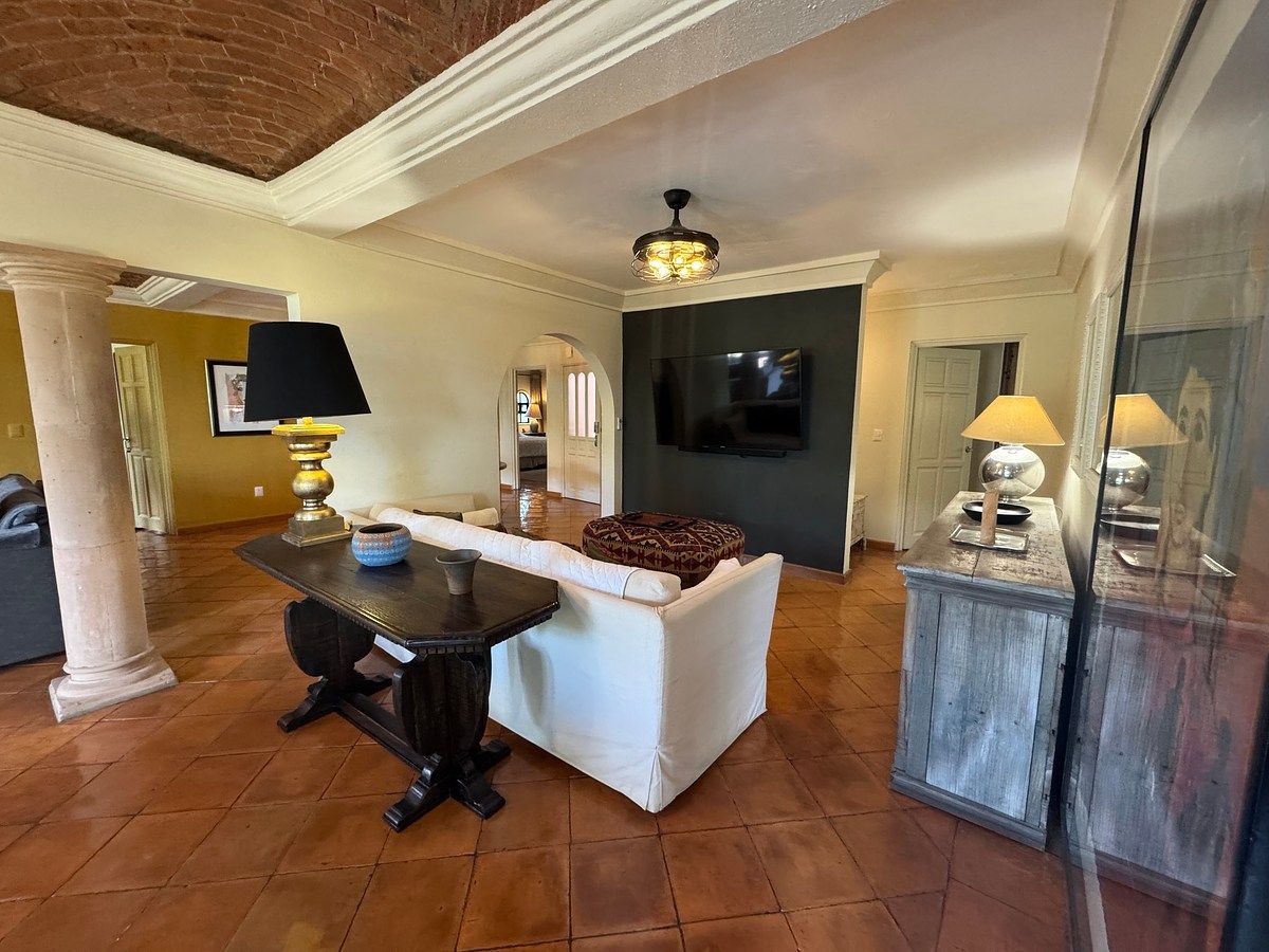 Apartment in San Miguel de Allende Centro, San Miguel de Allende, photo 12 of 50