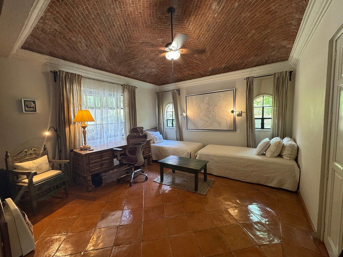 Apartment in San Miguel de Allende Centro, San Miguel de Allende, photo 16 of 50