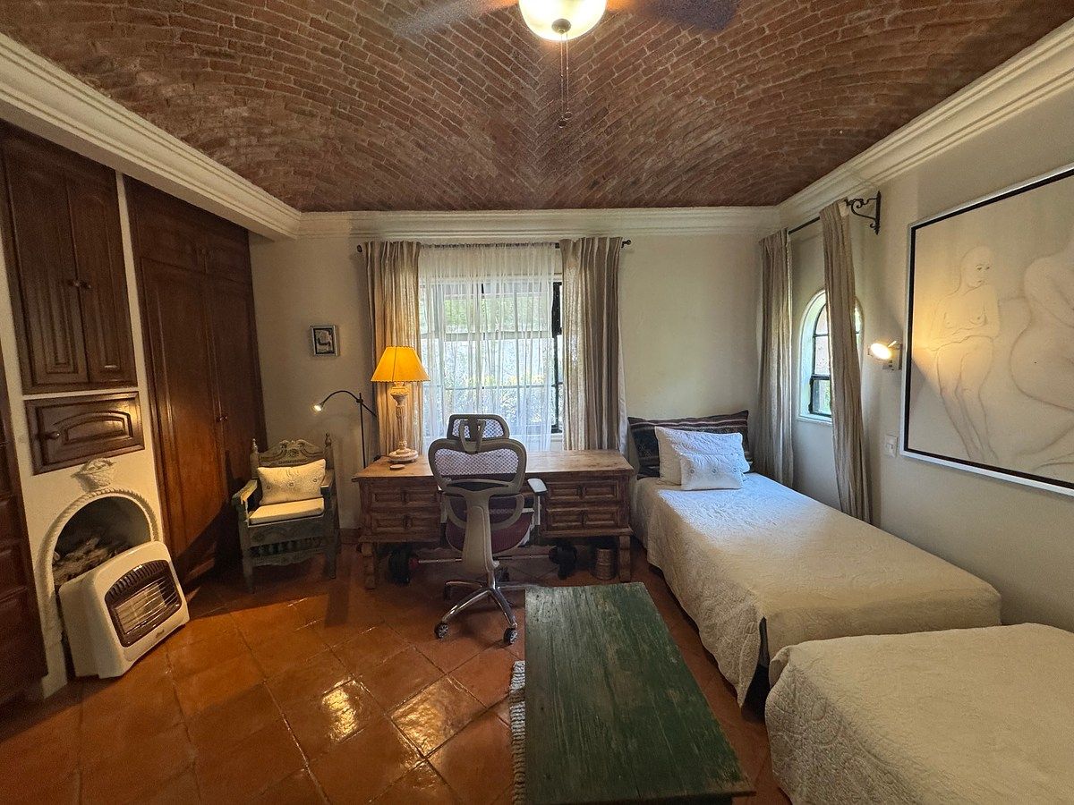 Apartment in San Miguel de Allende Centro, San Miguel de Allende, photo 18 of 50