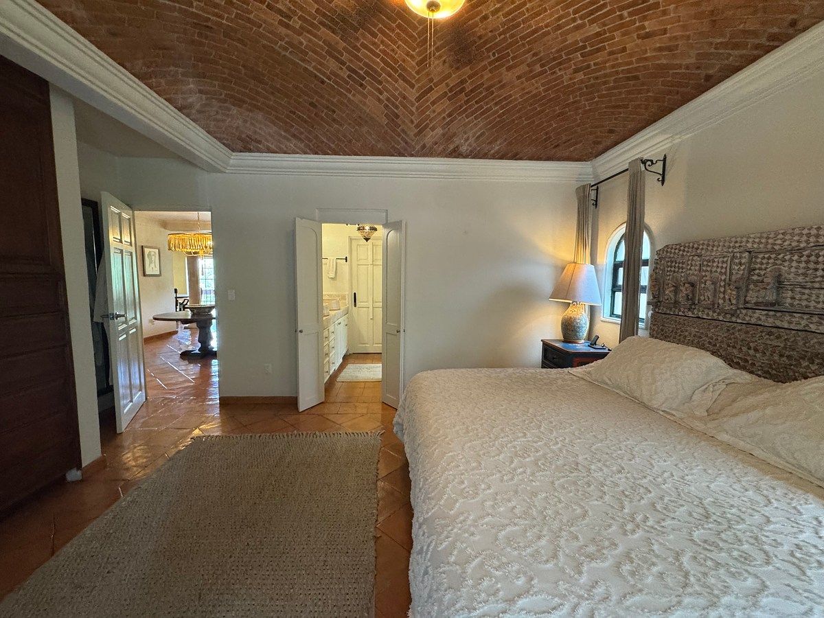 Apartment in San Miguel de Allende Centro, San Miguel de Allende, photo 32 of 50