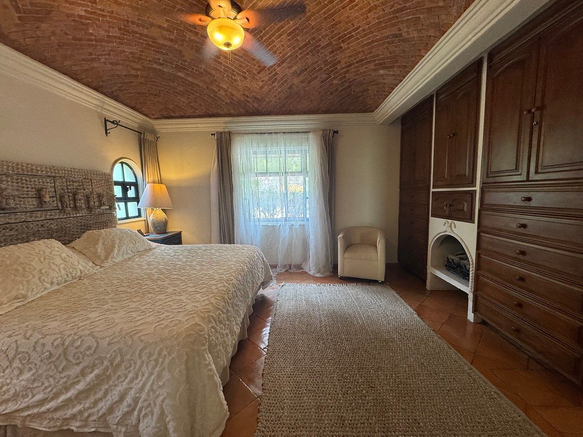 Apartment in San Miguel de Allende Centro, San Miguel de Allende, photo 39 of 50