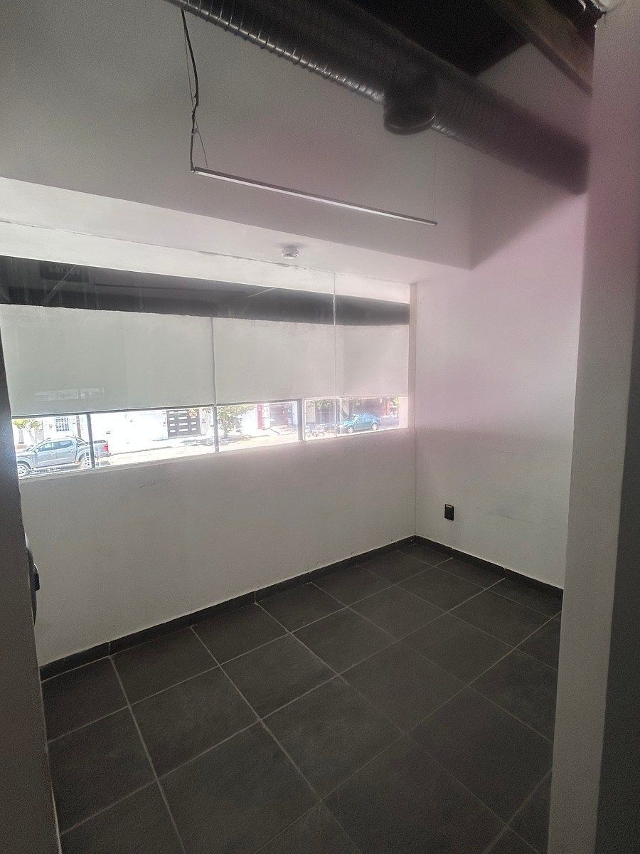 Commercial Storage Unit in Constituyentes, Querétaro, photo 9 of 11