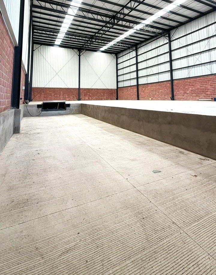 Bodega comercial en Colonos de Tesistan, Zapopan, foto 6 de 12