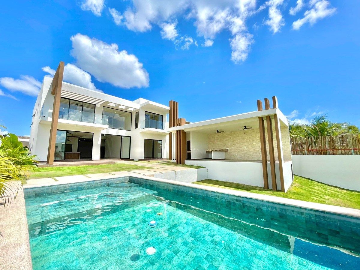Residência de Luxo Frente ao Lago | Lagos del Sol, Cancún, foto 1 de 50