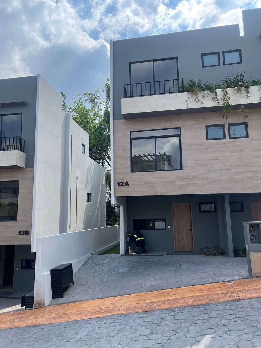 RENTA CASA  FRENTE AL CAMPO DE  GOLF DE 9 HOYOS, foto 1 de 14