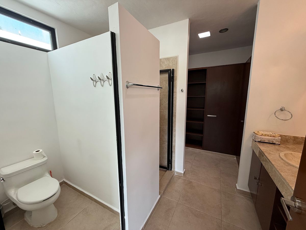 House in Gated Community in Cholul, Mérida, photo 21 of 28