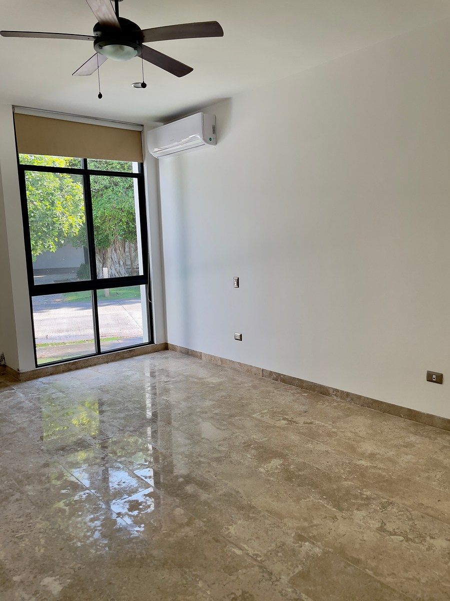 Casa en Yucatán Country Club, Mérida, foto 12 de 21