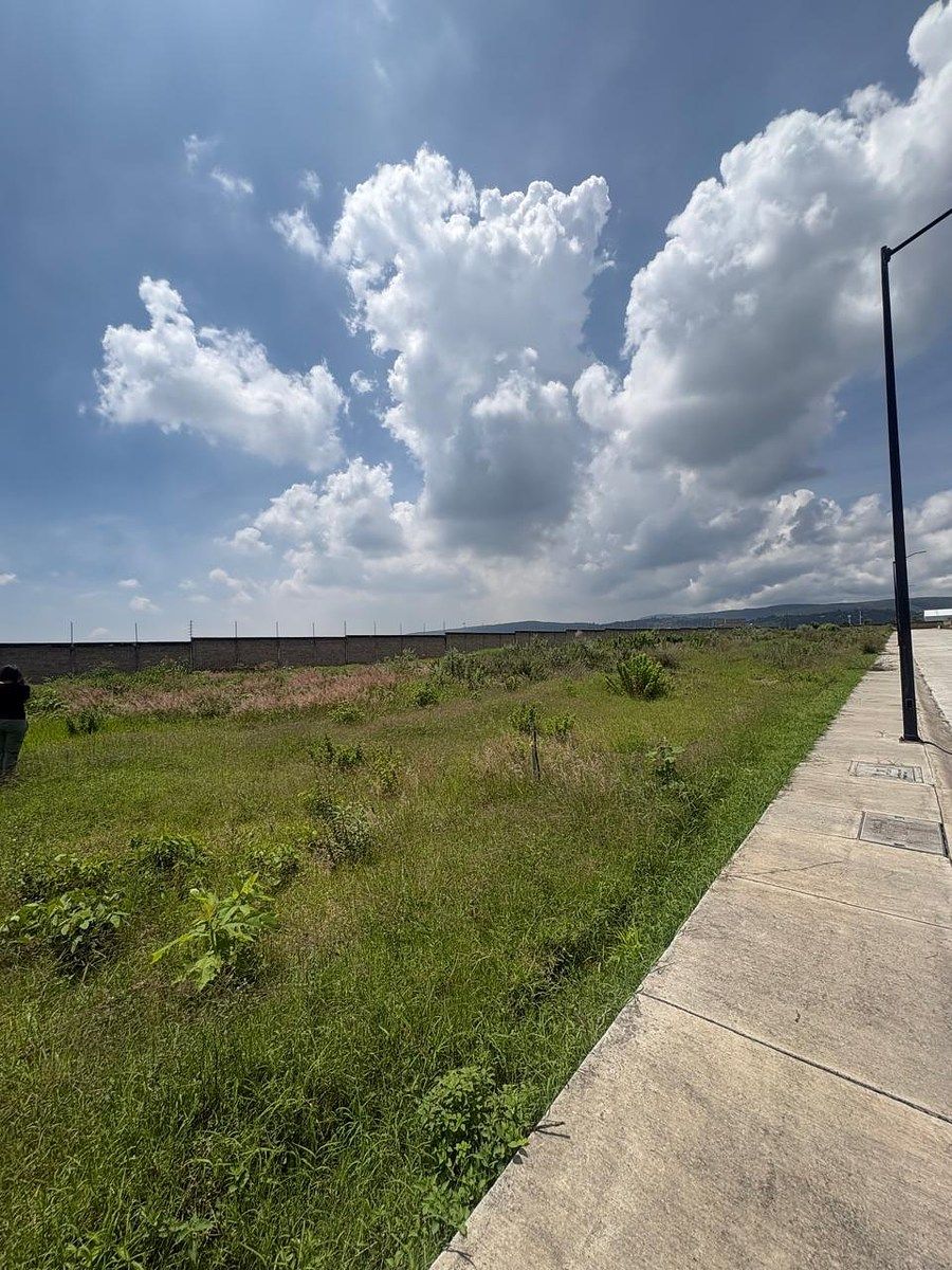 For Sale Land in Gated Community Luxury Ecological Sale Zone of the Shipyard - foto 1