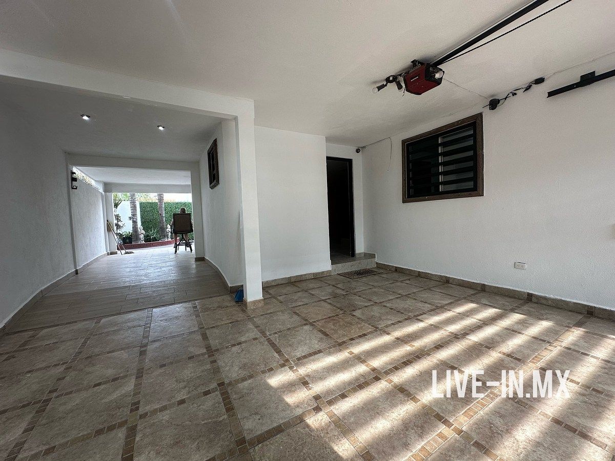 House in Las Lomas, García, photo 4 of 25