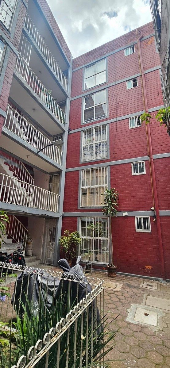 APARTAMENTO À VENDA NO VALLEJO, foto 1 de 13