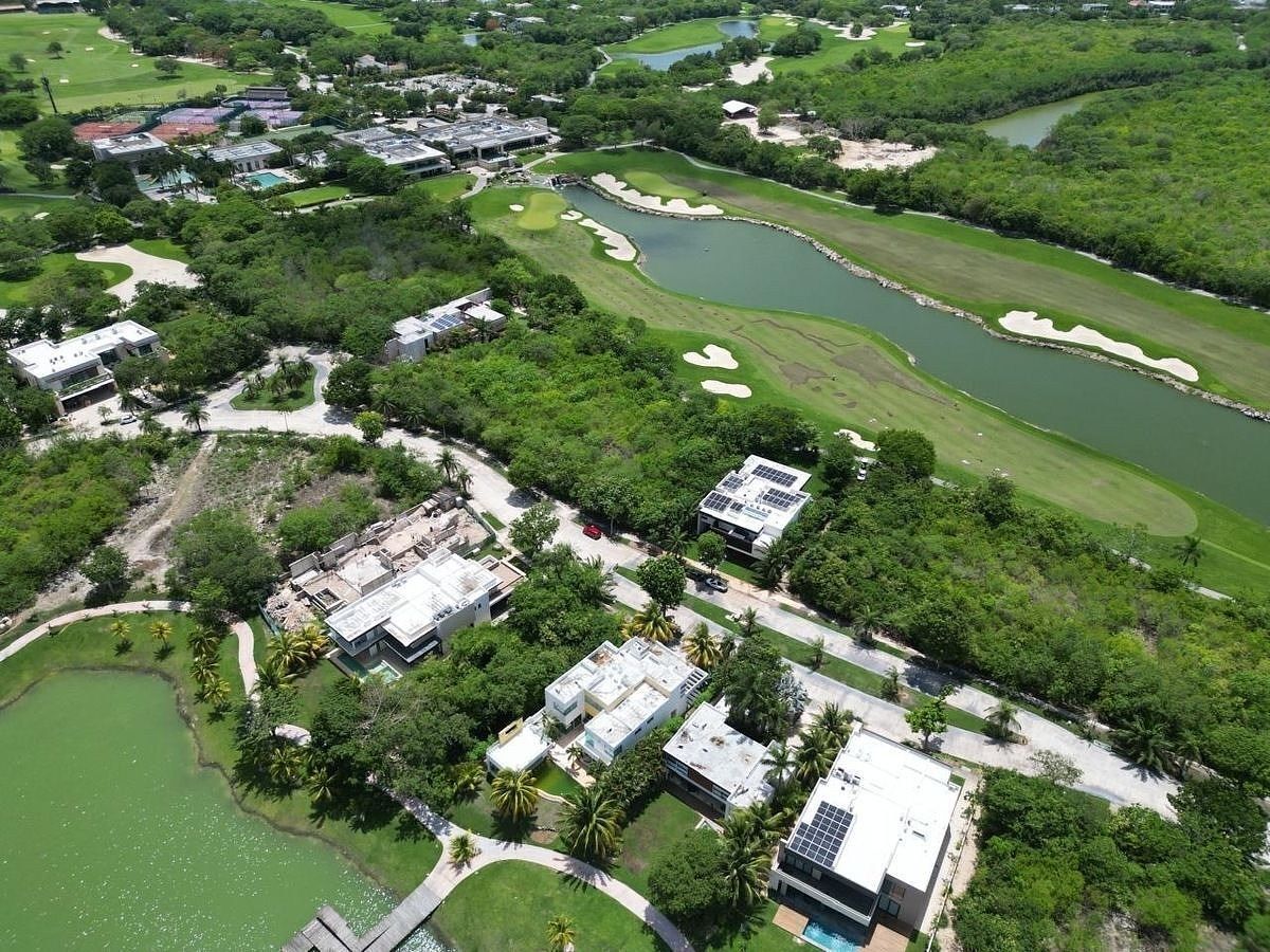 Terreno en Yucatán Country Club, Mérida, foto 3 de 6