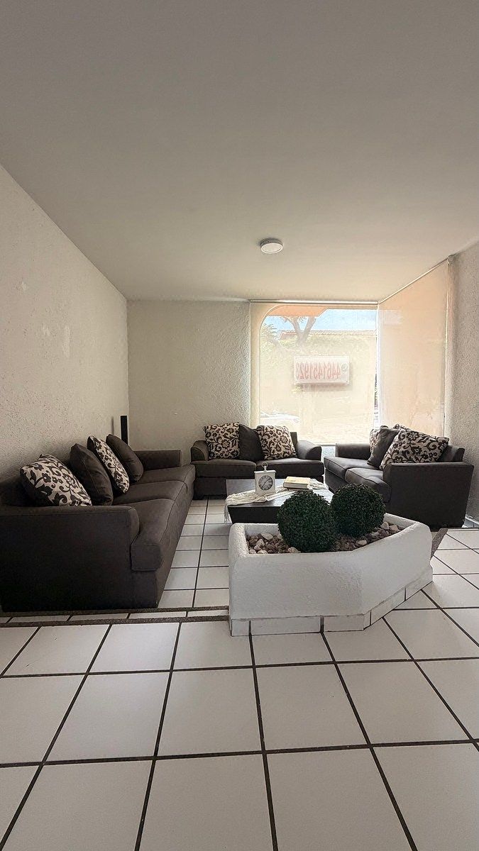House in Gated Community in La Alhambra, Querétaro, photo 3 of 11