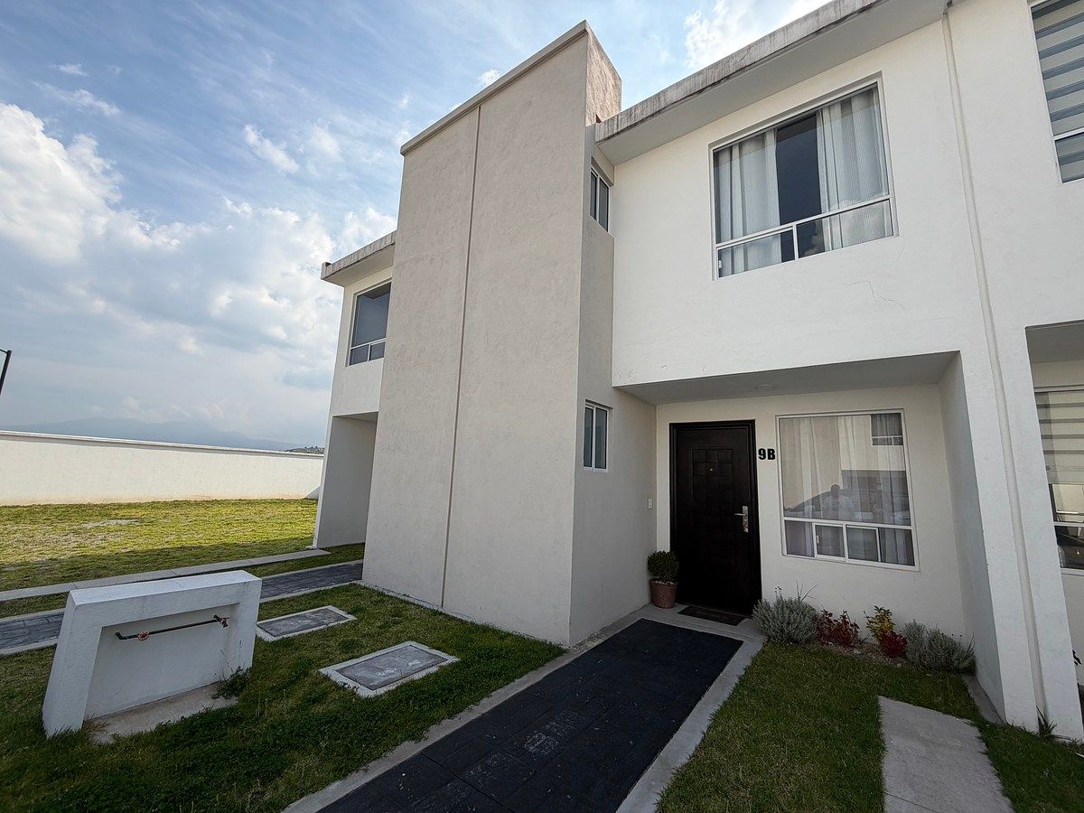 CASA NUEVA EN RENTA – CANTERAS,  SAN LUIS MEXTEPEC, foto 1 de 18