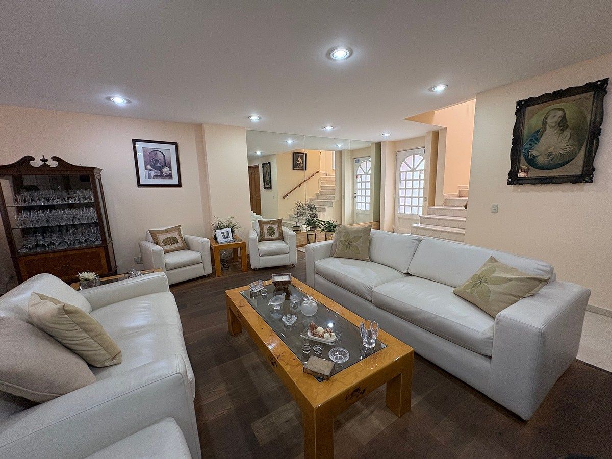 Casa em condomínio fechado em Valle de las Palmas, Huixquilucan, foto 2 de 27