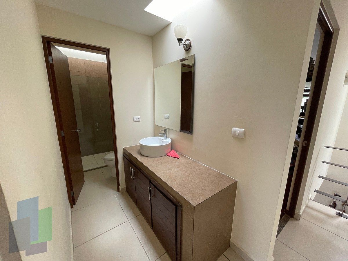 Casa em Cumbres del Lago, Querétaro, foto 32 de 39