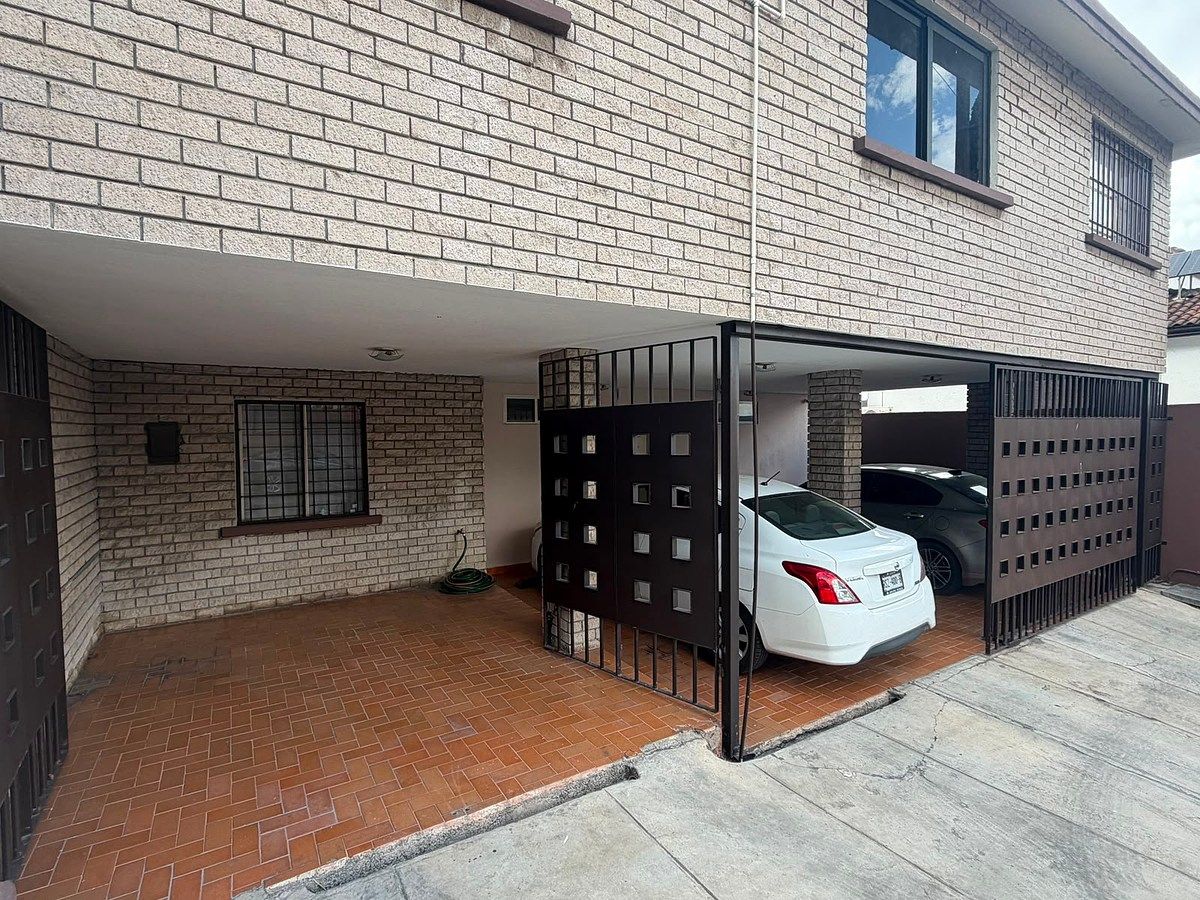 Casa em Las Cumbres 4 Sector B, Monterrey, foto 6 de 31