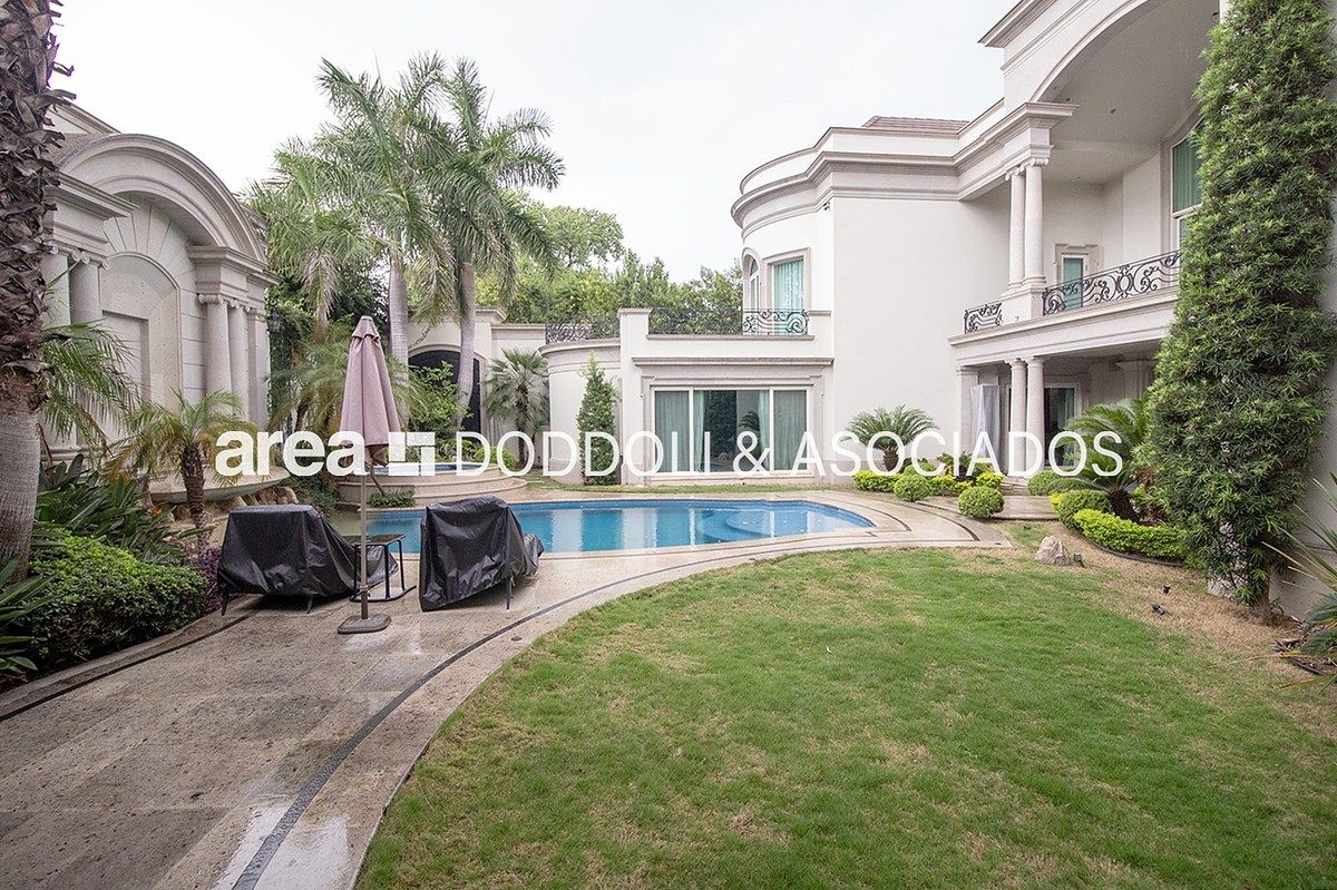 Casa en Santa Engracia, San Pedro Garza García, foto 2 de 31