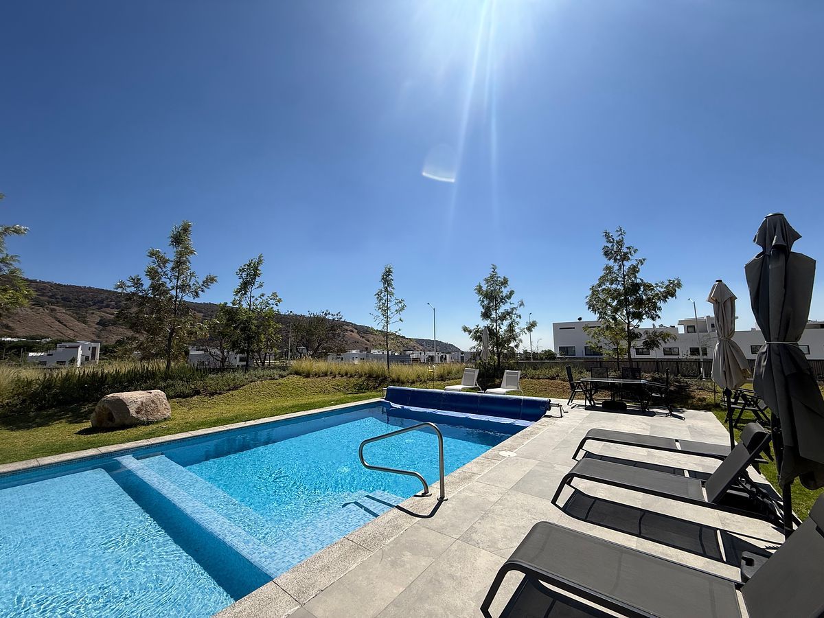 Casa en Bosques Santa Anita, Tlajomulco de Zúñiga, foto 3 de 22