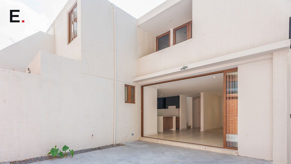 Casa en venta - Los Cipreses, Zona 10 - Miniatura 8