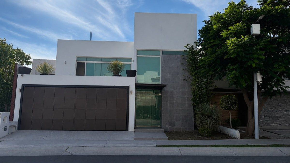 CASA EN RENTA CON RECAMARA EN PB EN SAN JERONIMO QUERETARO, foto 1 de 35