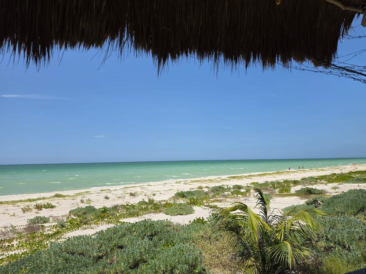 TERRENO FRENTE AO MAR DE SISAL EM PRIVADA, foto 1 de 5