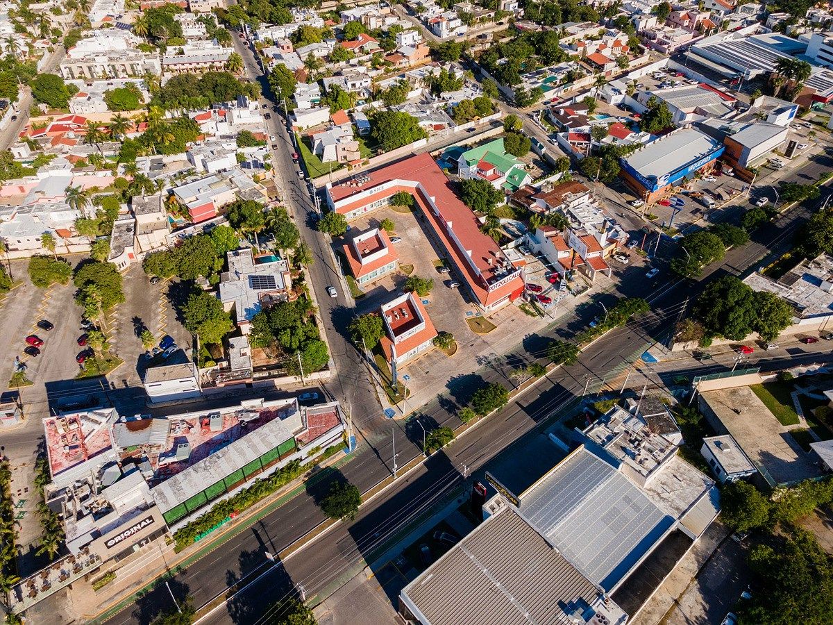 Imóvel comercial para alugar na avenida Prolongação Paseo de Montejo., foto 1 de 10