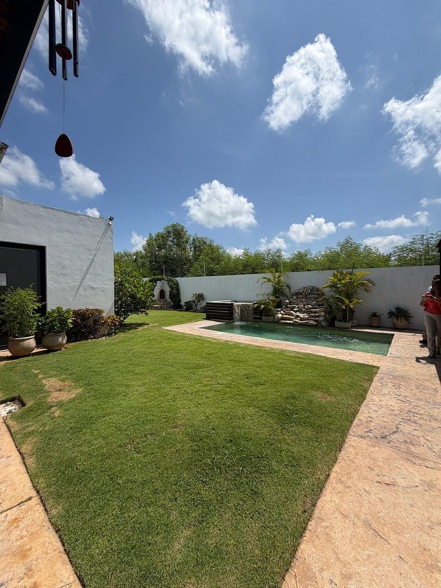 JARDIN POSTERIOR, foto 12 de 19