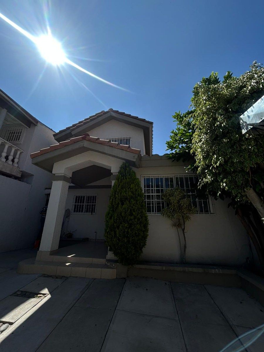 Beautiful house in Pacific, photo 1 of 14