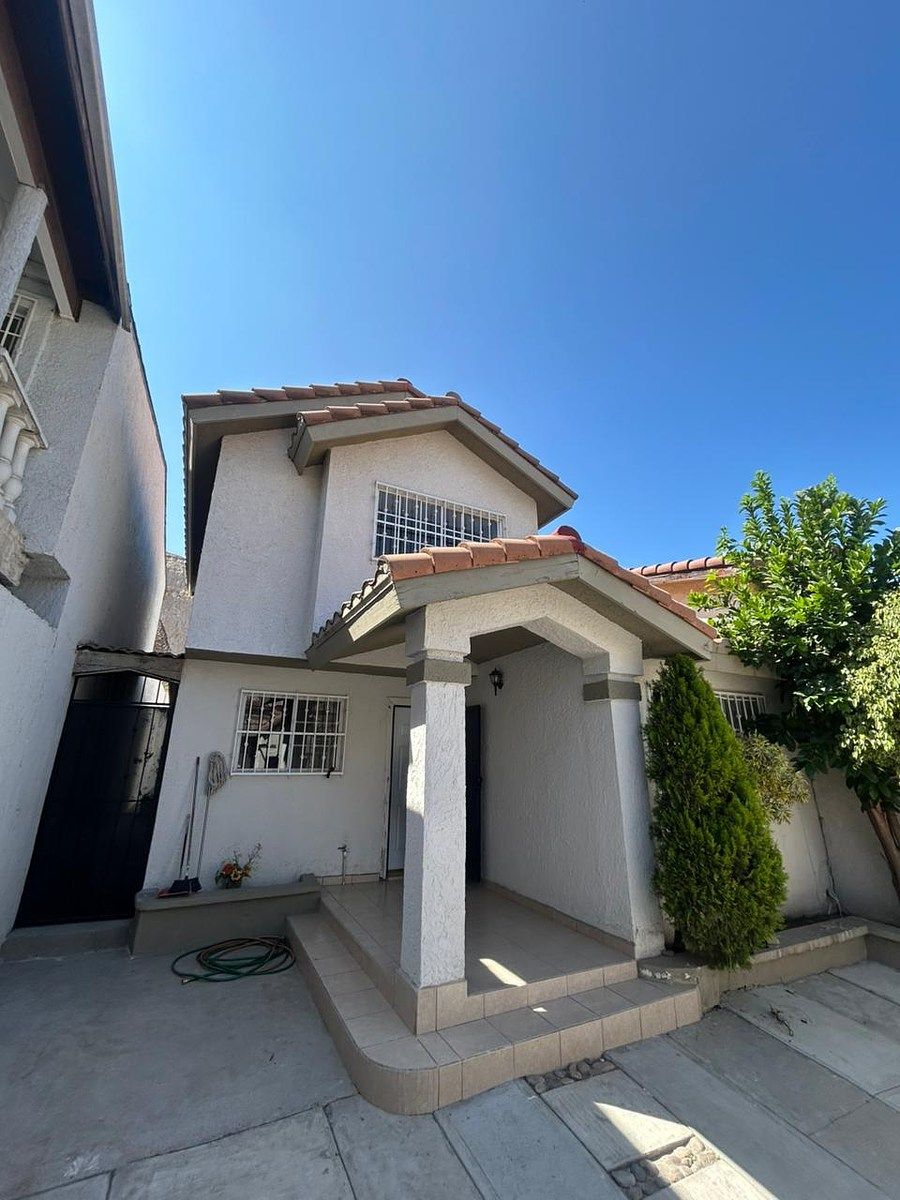 House in Cumbres del Pacífico (Terrazas del Pacífico), Tijuana, photo 3 of 14