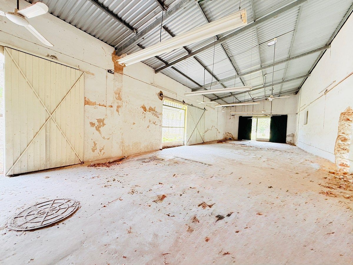 EN VENTA BODEGA CON AMPLIO TERRENO EN EL CENTRO DE MÉRIDA - foto 5