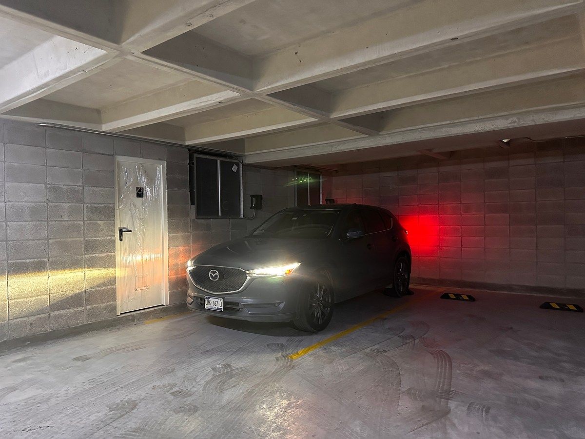 1 estacionamiento cubierto, foto 4 de 13