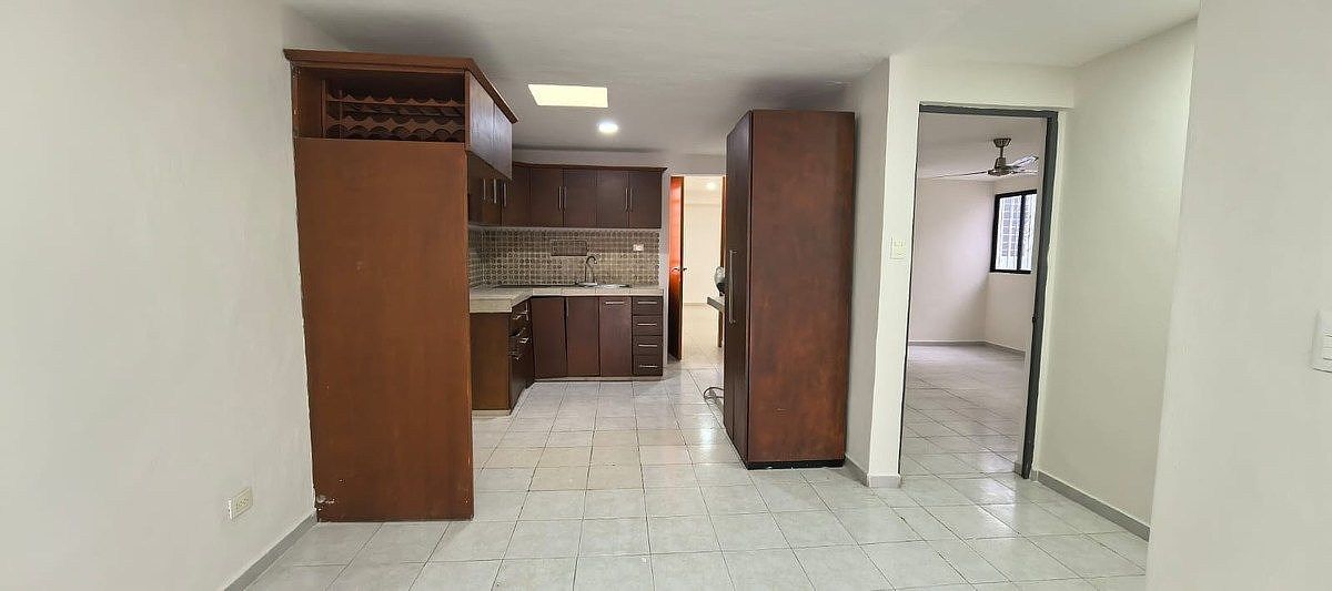CASA EN VENTA EN LA COL. JUAN PABLO II PRIMERA ETAPA - foto 3