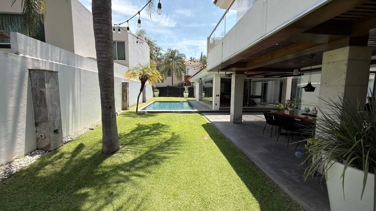 Puerta de Hierro Casa en Renta o Venta, foto 1 de 49