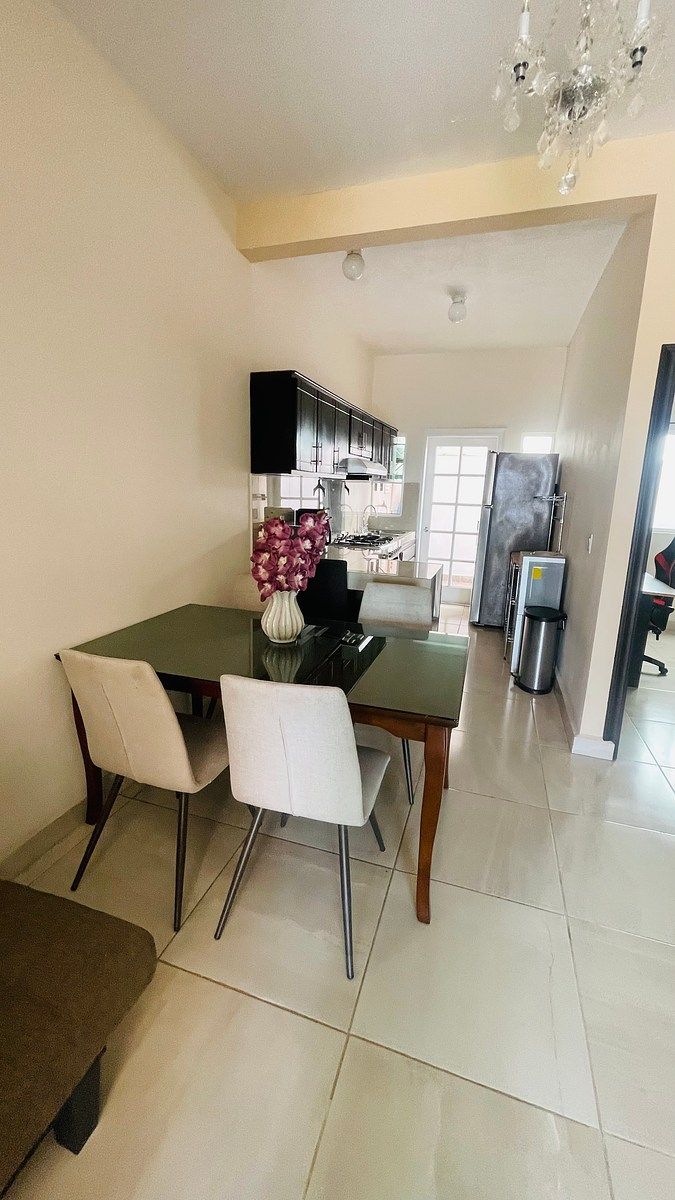 CENTRAL APARTMENT WITH TERRACE, photo 1 of 7