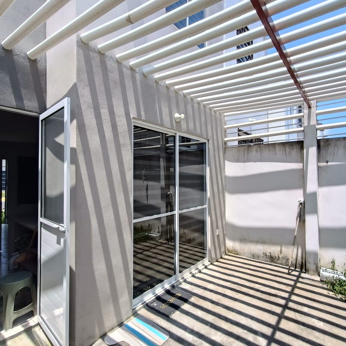 PATIO TRASERO, photo 8 of 13