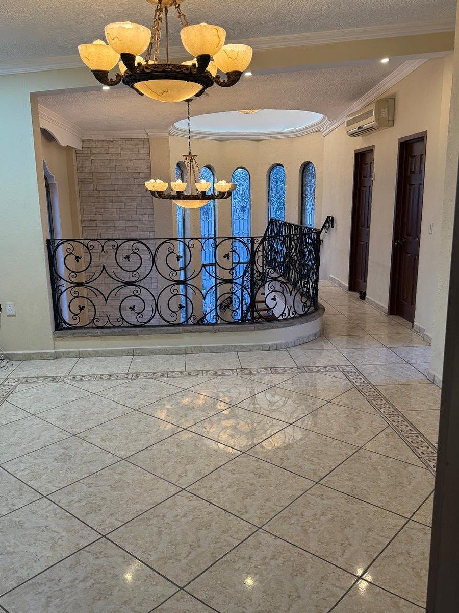 Casa em Virreyes Residencial, Zapopan, foto 13 de 36