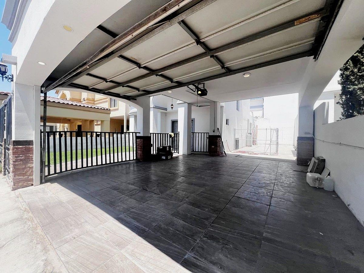 Casa en Residencial Puerta de Alcalá, Mexicali, foto 3 de 19
