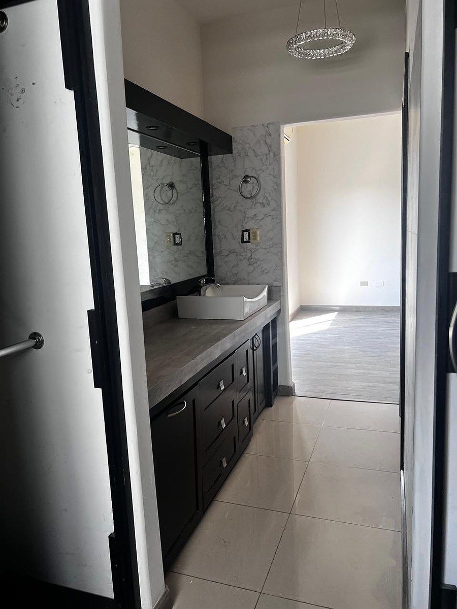 Casa en Residencial Puerta de Alcalá, Mexicali, foto 4 de 19