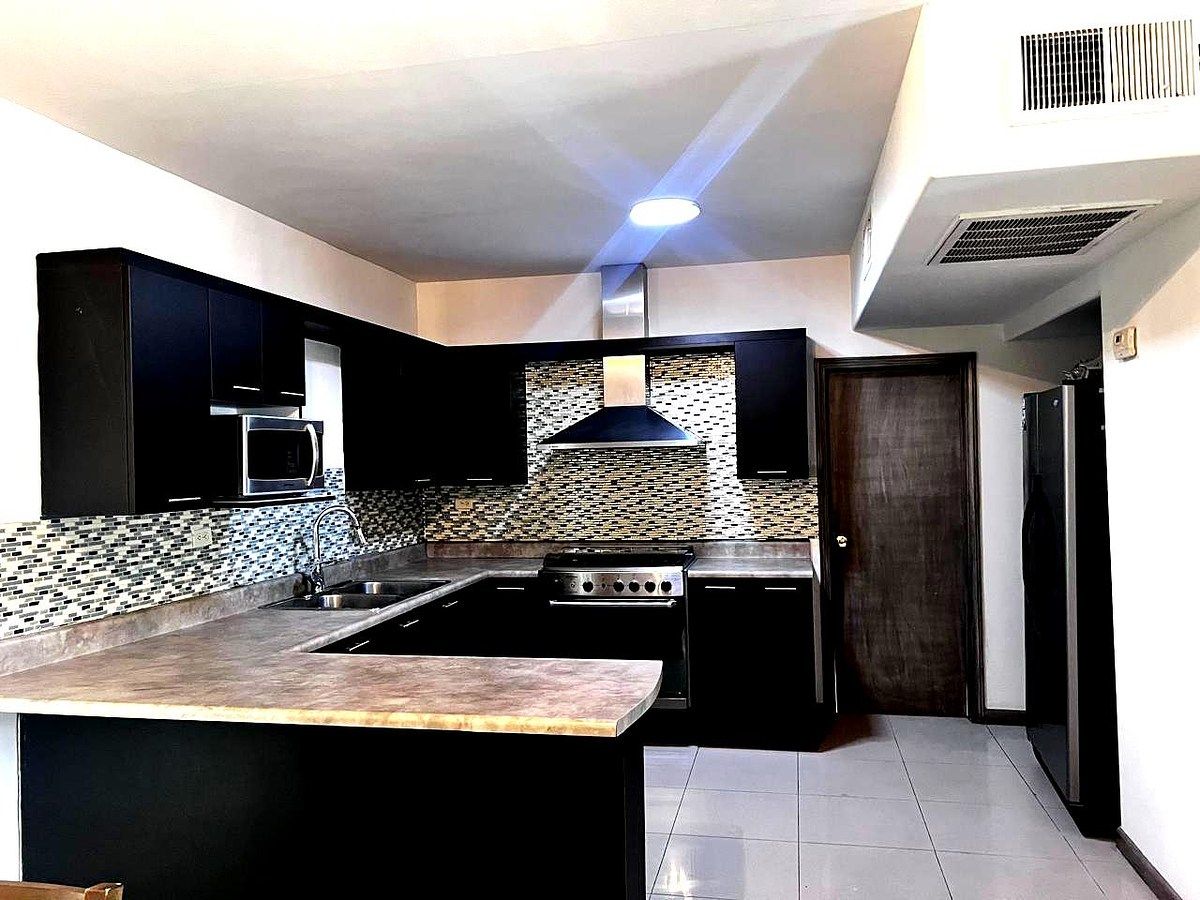 Casa en Residencial Puerta de Alcalá, Mexicali, foto 5 de 19