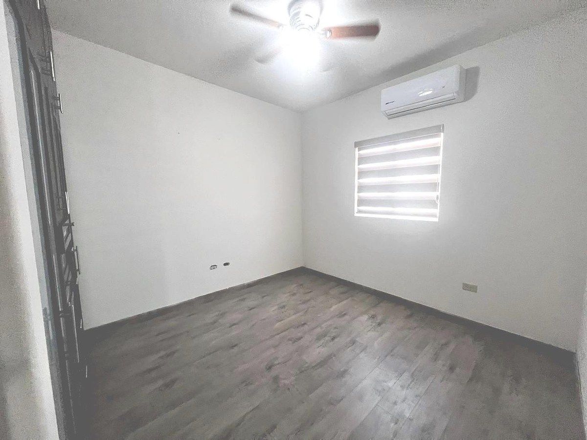 Casa en Residencial Puerta de Alcalá, Mexicali, foto 17 de 19