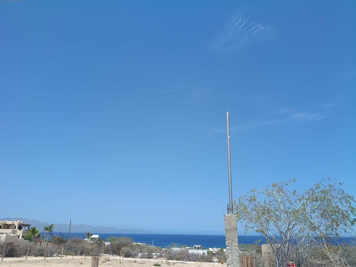 TERRENO EN EL AREA DE LA TUNA, A DOS CUADRAS DEL MAR, foto 1 de 3