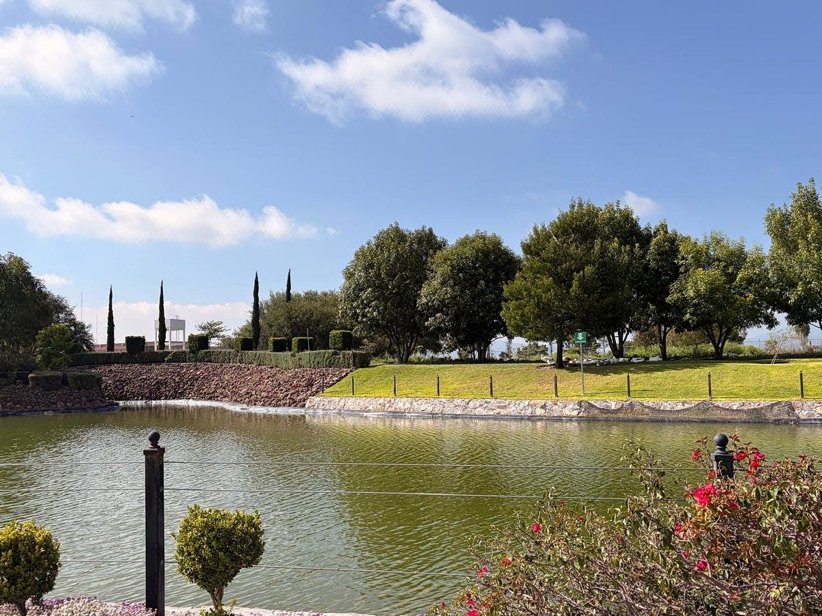 Terreno en Venta en Faro de Cisnes, Corregidora, Querétaro.