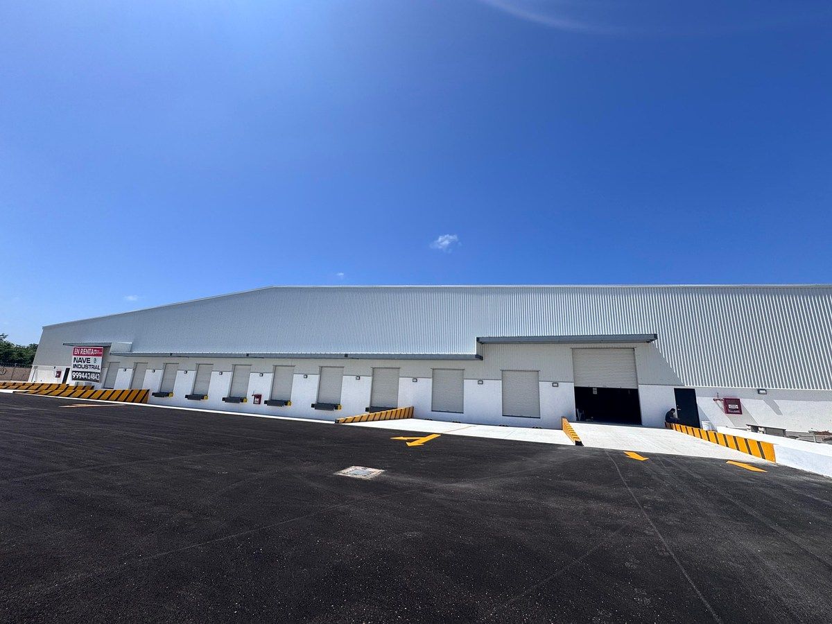 RENTAL OF WAREHOUSE OF 6,300 M2 2 MINUTES FROM PERIFERICO SOUTHWEST ZONE, photo 1 of 14