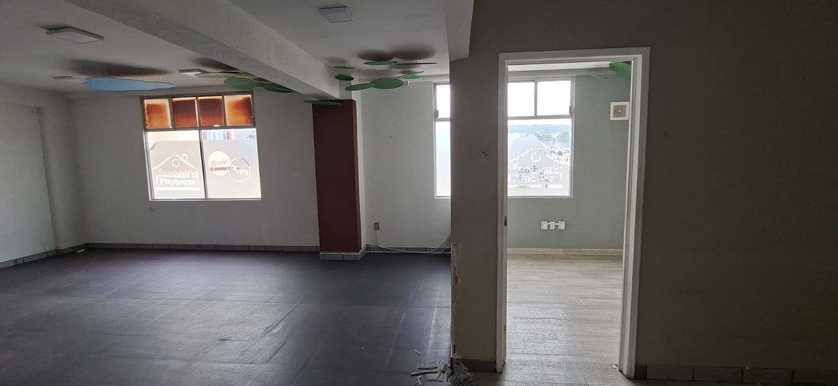 Oficina en Colinas de Plata, Mineral de la Reforma, foto 18 de 21
