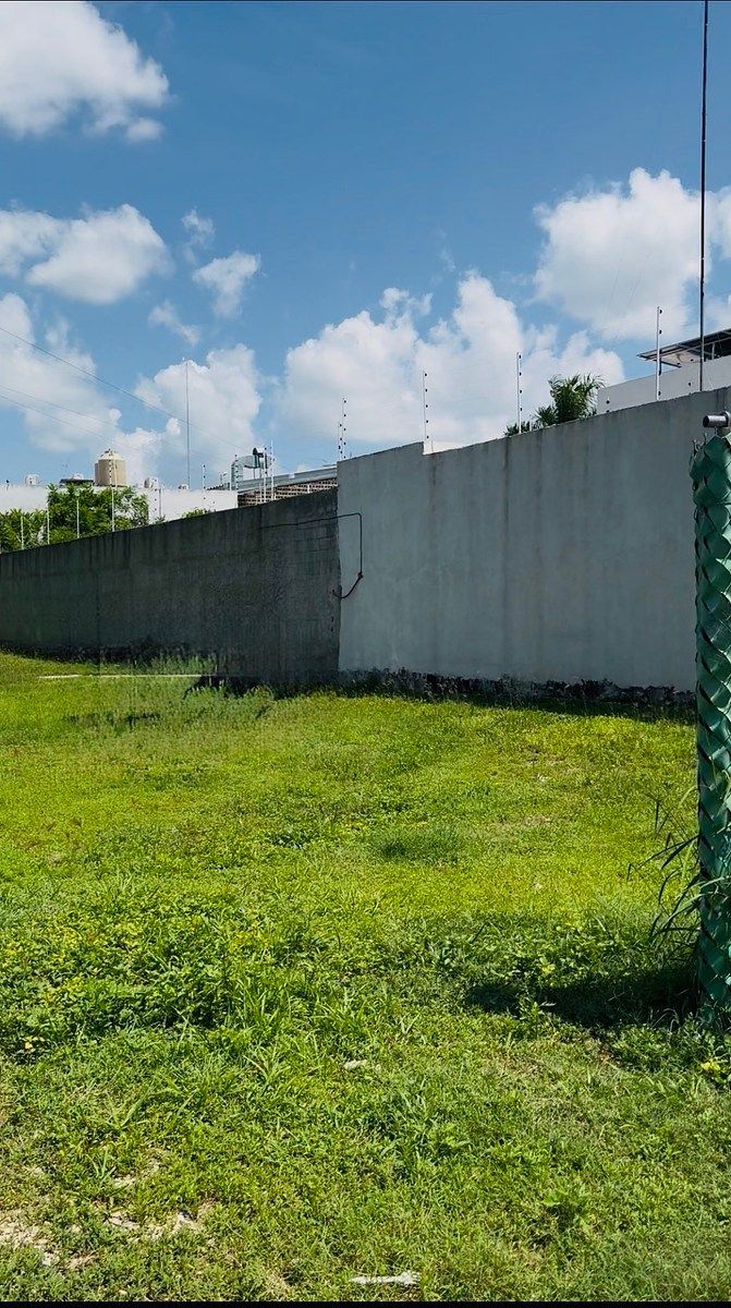 Terreno à venda em Cholul, CERCADO e limpo, Pronto para construir., foto 1 de 9
